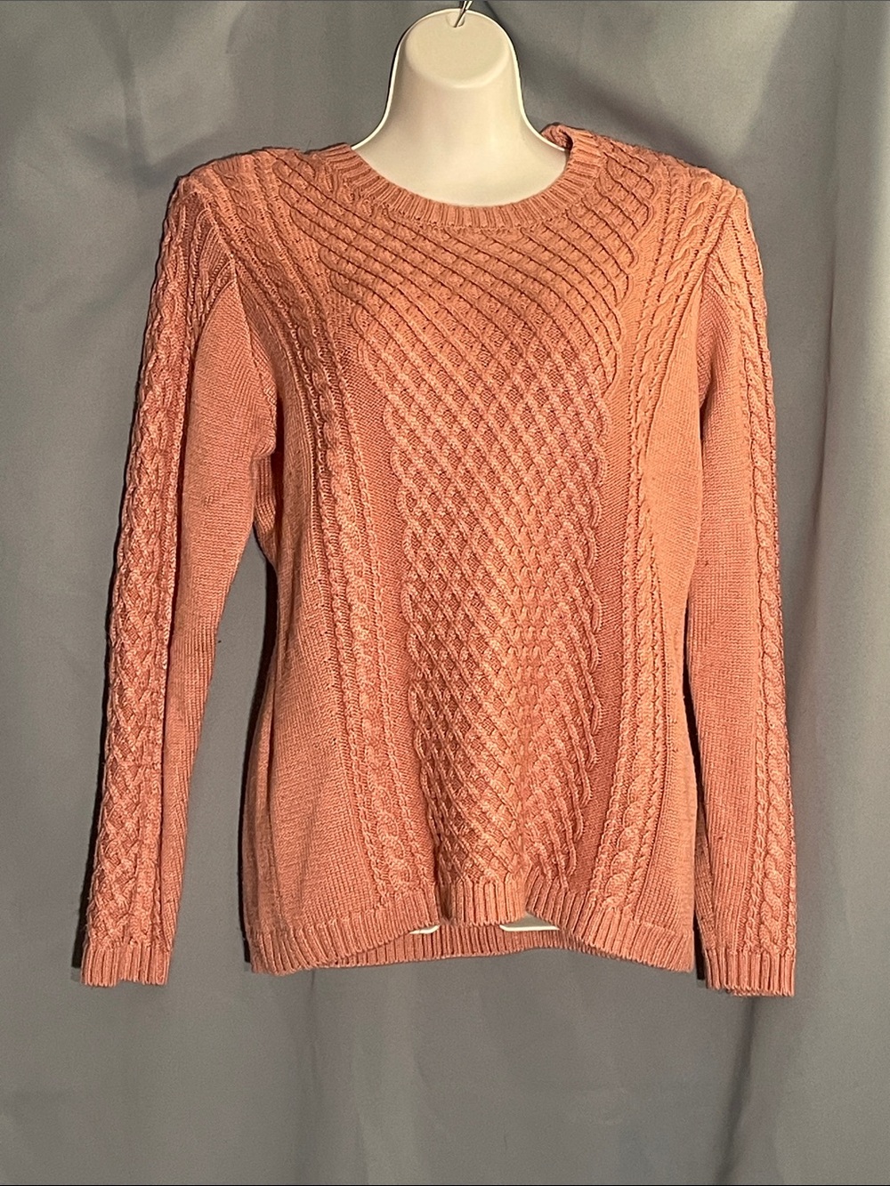 Women's Cable Crewneck Sweater in Dusty Rose